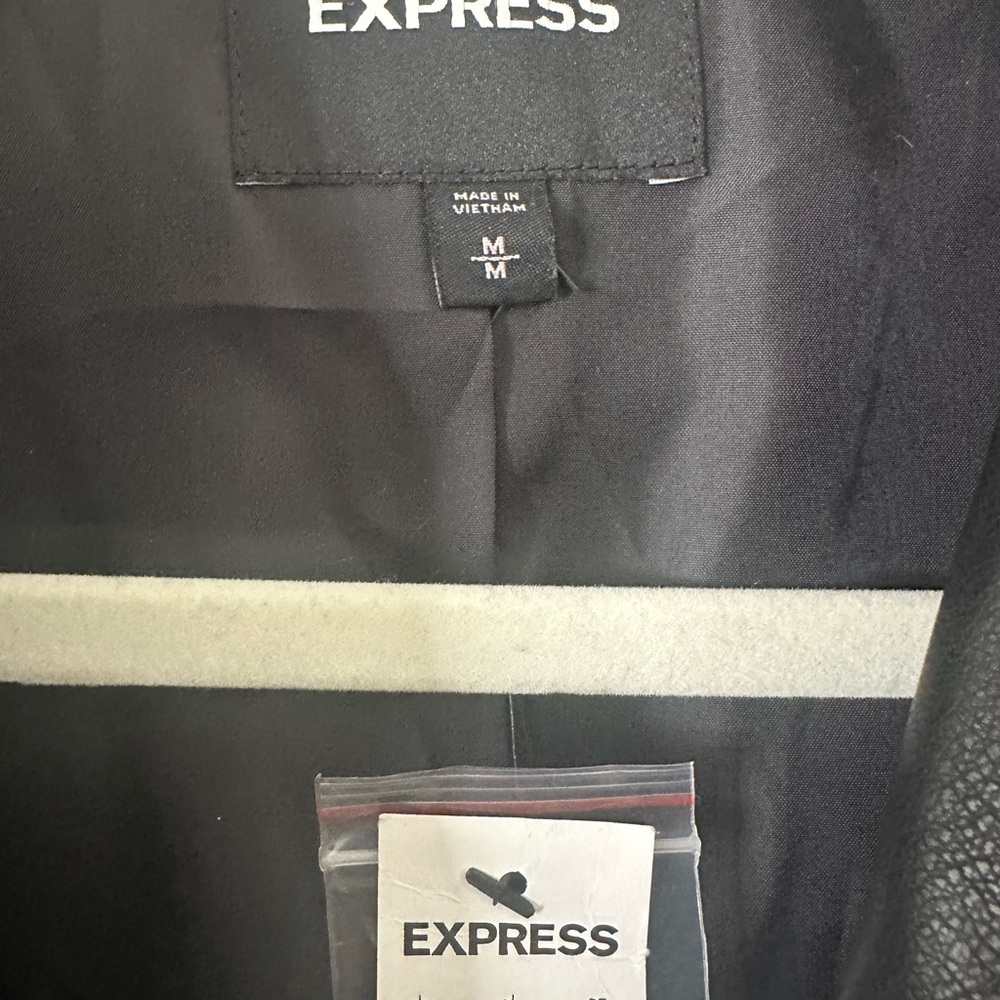 Express Women's Black Faux Leather Blazer Jacket - Picture 3 of 3
